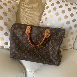 Authentic Louis Vuitton Speedy bag size 30